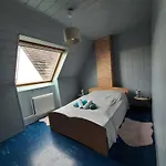 Md 52 - Elegante Maison Avec Terrasse *