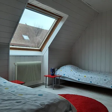 Md 52 - Elegante Maison Avec Terrasse * 메르레뱅