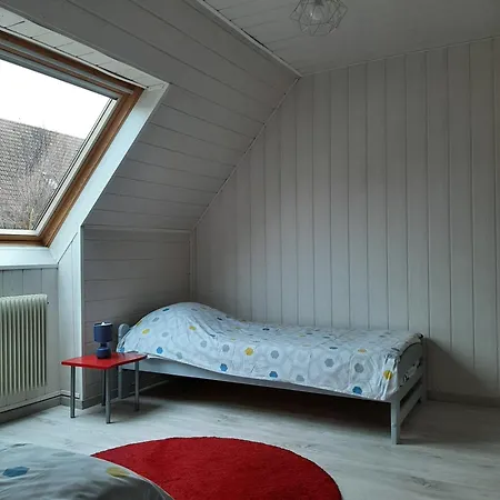 Md 52 - Charmante Maison Avec Terrasse *